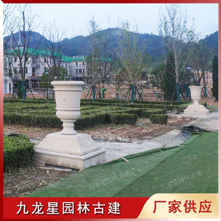 1622269642580439.jpg 黃銹石石雕花缽