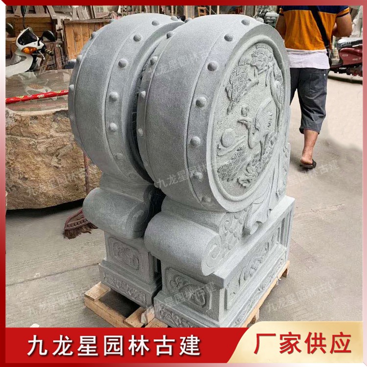 青石雕刻門(mén)當(dāng)抱鼓石圖片